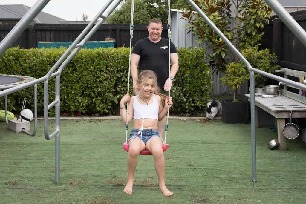 dad and daughter