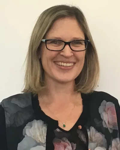 Kim McGuinness, Relationship Manager